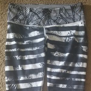 Lululemon capris